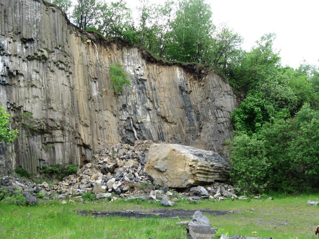 Ubytovani U Potoka Kunratice  Luaran gambar